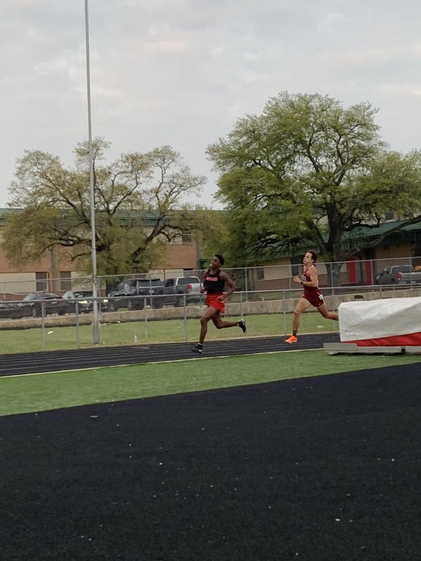 Just Set 2 PRs today mile 4:55 and 800 2:10