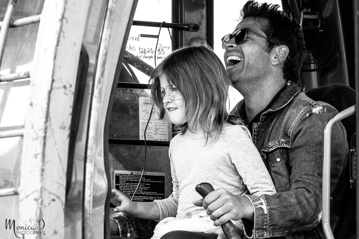 .<a href="/mishacollins/">Misha Collins</a> with Maison, destroying a <a href="/gishbus/">Gishbus!</a> - Bellingham 2019