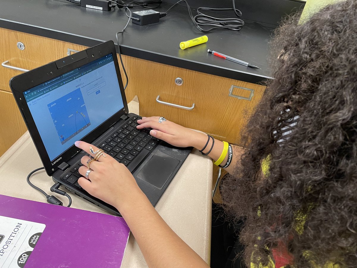 RCEMiddle's tweet photo. Super Mario #Desmos in Algebra I! #teamRCE🐾 #RCEmath🤘🏻⭐️ https://t.co/zMiG5LW1Iu