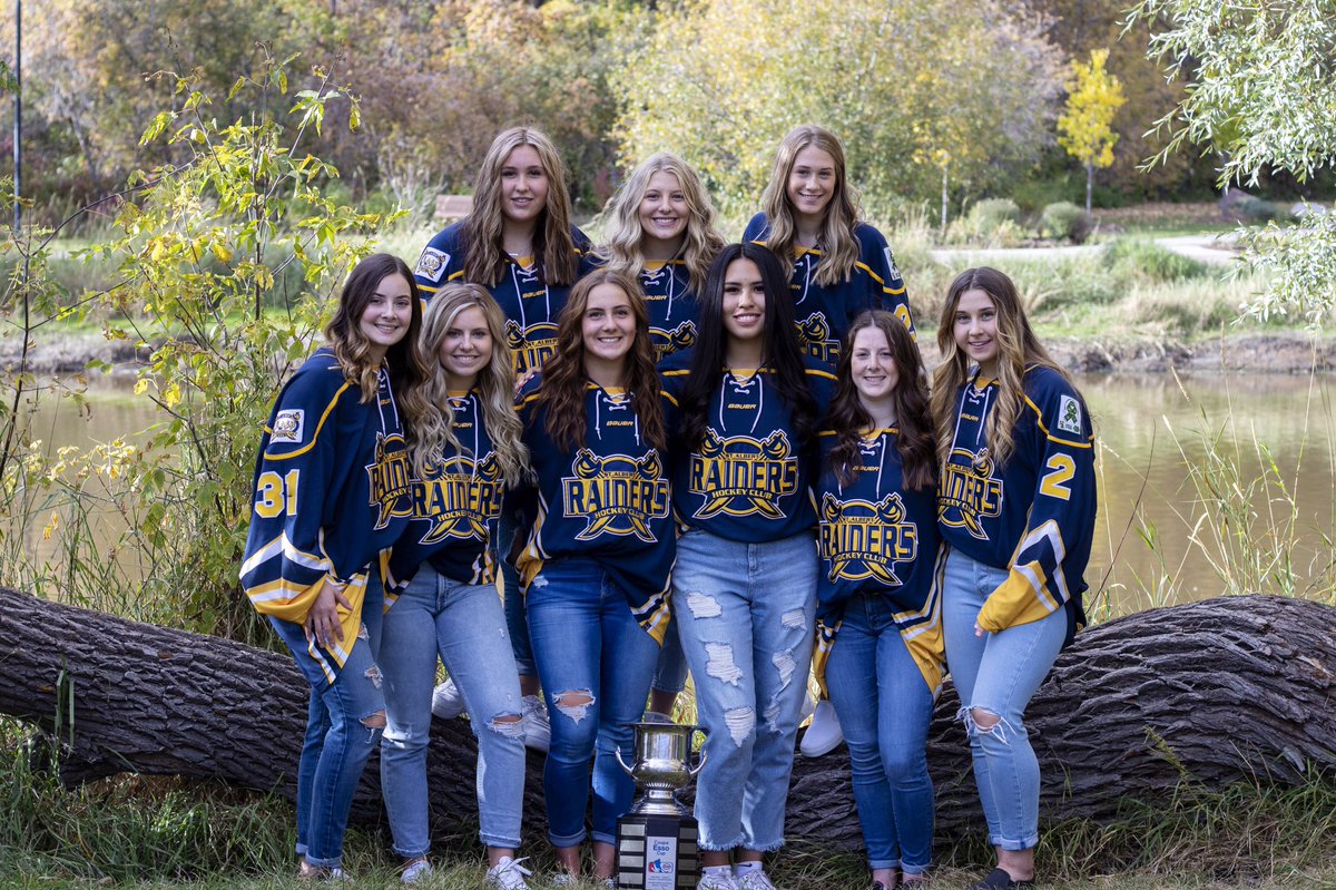 stalbert_slash's tweet photo. Thank you to our Slash class of 2021 for everything you have brought to our program! Even when faced with adversity, your passion, drive, and pure love of the game always shines through. We are all very proud of you and will miss you so much! 

#timeflies #riseasone #slashfam https://t.co/KNeriaBUue