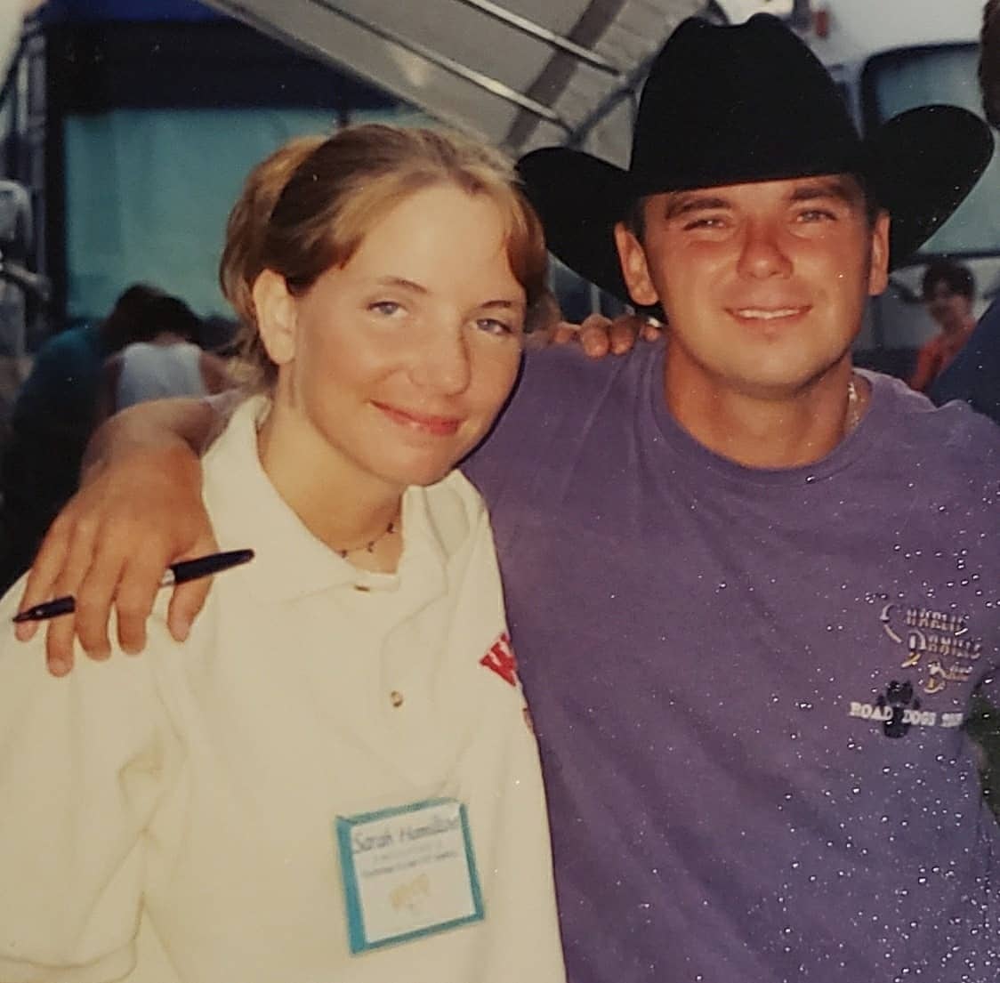 SarahLynnKIX96's tweet photo. Just want to wish one of my faves- @kennychesney - a happy birthday!
#happybirthday #kennychesney #throwbackphoto #twentoneyearsago #dupagecountyfair https://t.co/da6hSXyC6z