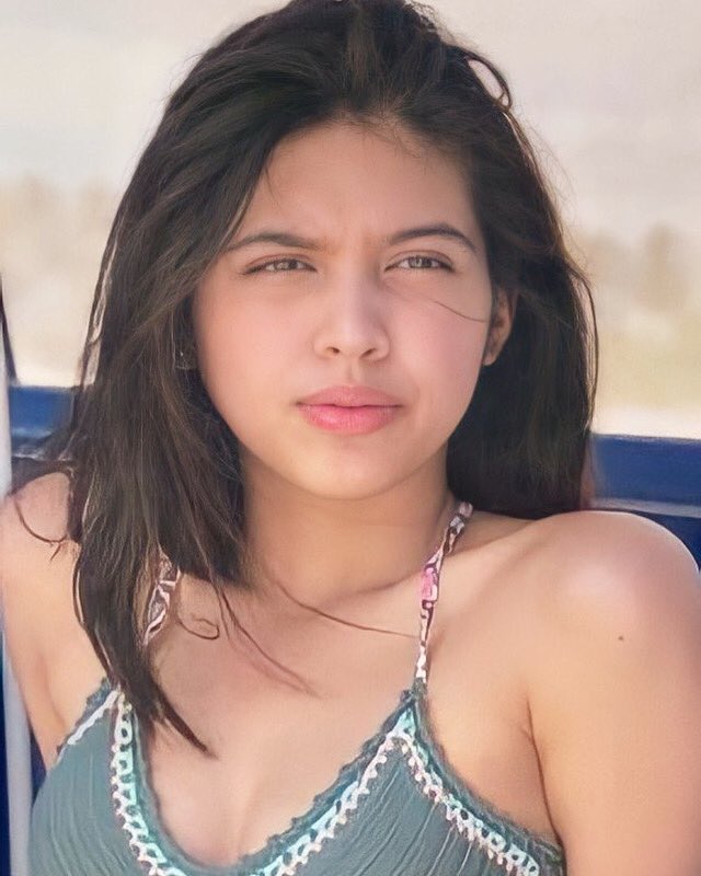 Good morning, everyone! Happy Sabado! 😍 <a href="/mainedcm/">Maine Mendoza</a> 

LoveAndSupport Maine Mendoza  
#MaineMendoza