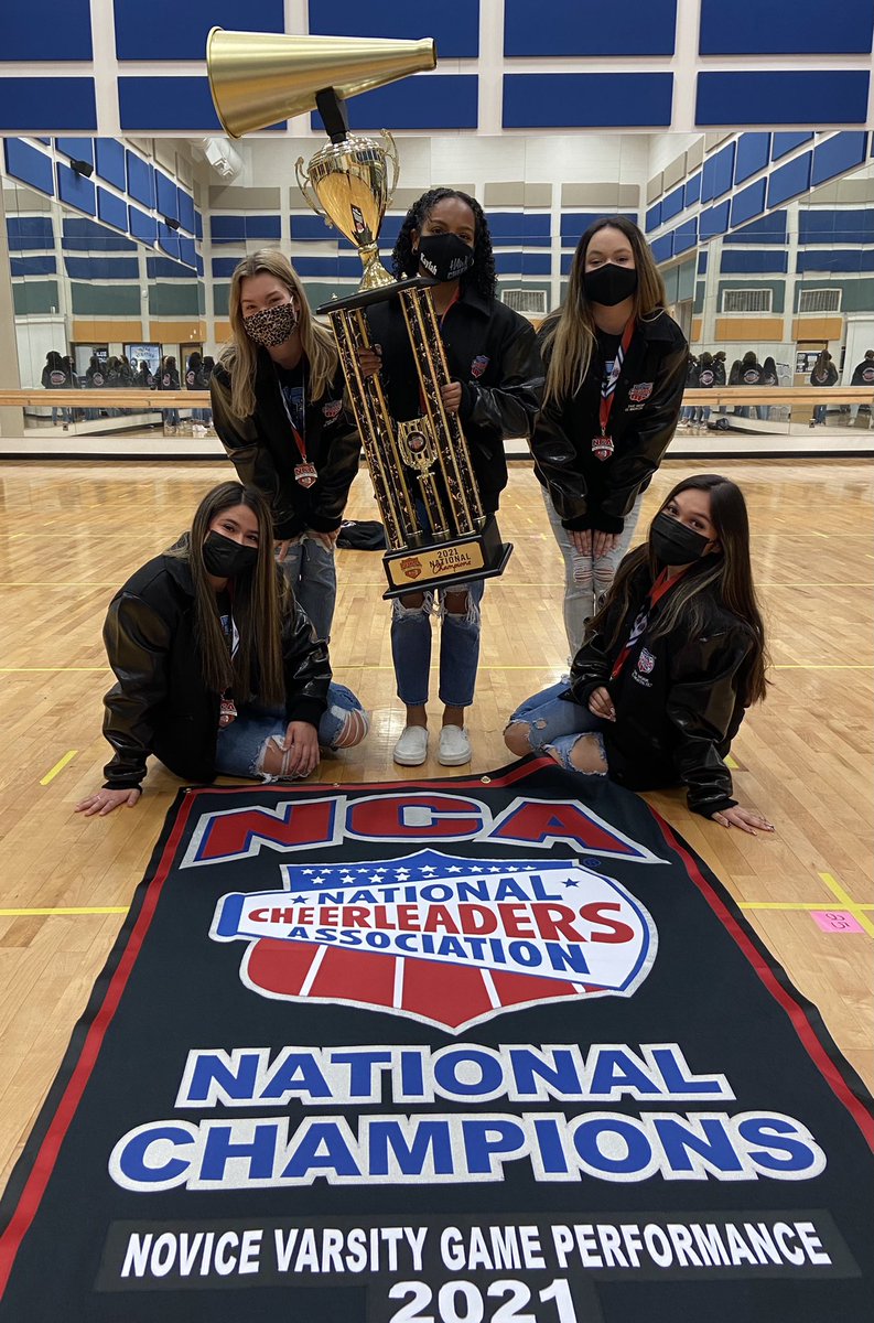 HarlanCheer's tweet photo. It was JACKET DAY! Hawk Cheerleaders are 2X National Champs! So proud of how this team’s resilience allowed them to persevere thru this unique year! I could not have asked for a better group of young ladies to experience this moment with! #Back2Back #NationalChamps #StuntGroups https://t.co/3j9AVl32qg