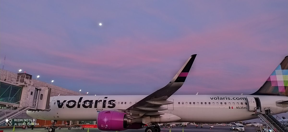 Avdr_73's tweet photo. #IsMagic @Aeropuerto_GDL @MeteoJalMX @AstroAventura @Enel_Aire @webcamsdemexico https://t.co/N4JgwIFZA5