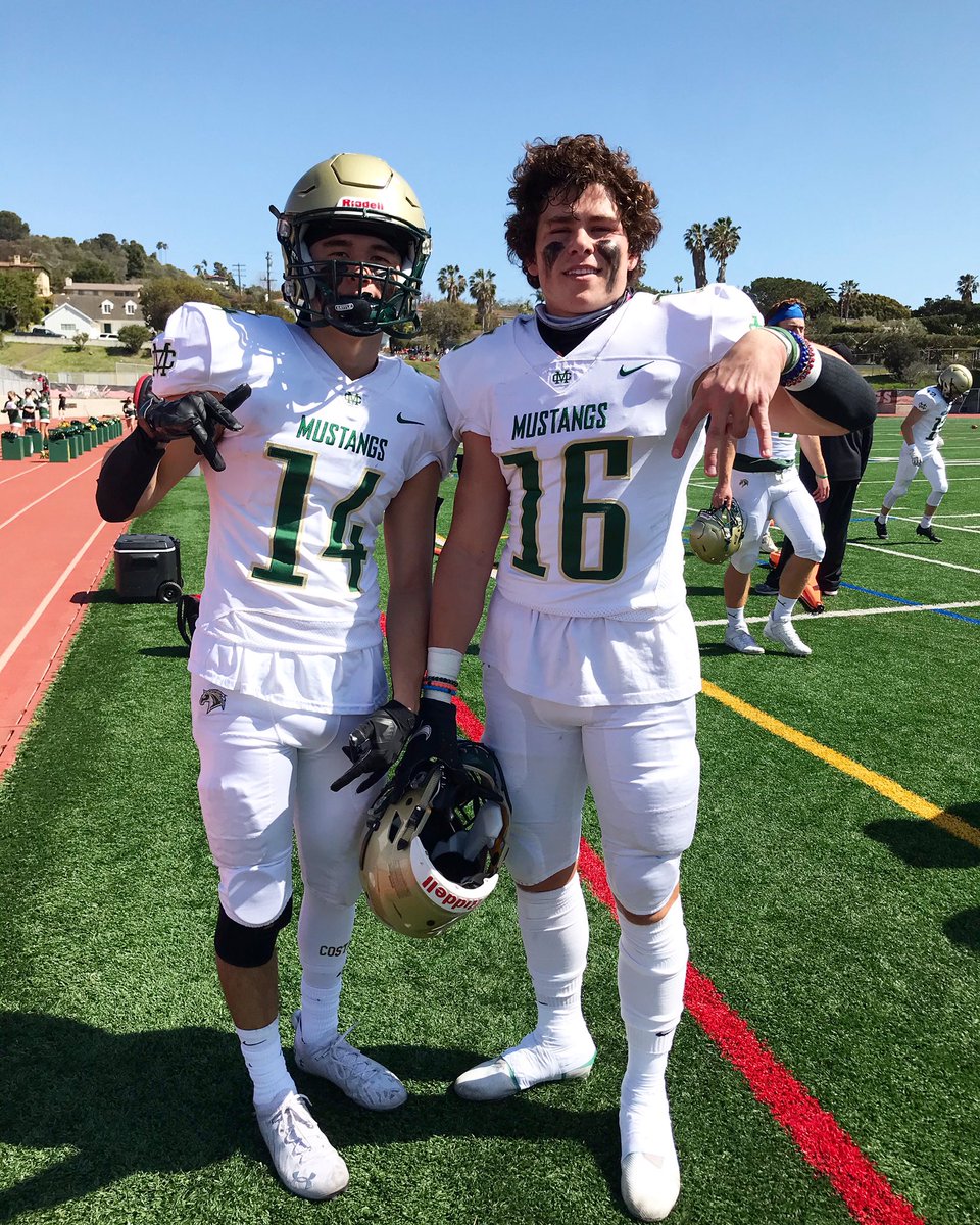 ncaarecruits's tweet photo. Palos Verdes vs Mira Costa on deck @CIFSSThisWeek https://t.co/2SAFT0COII