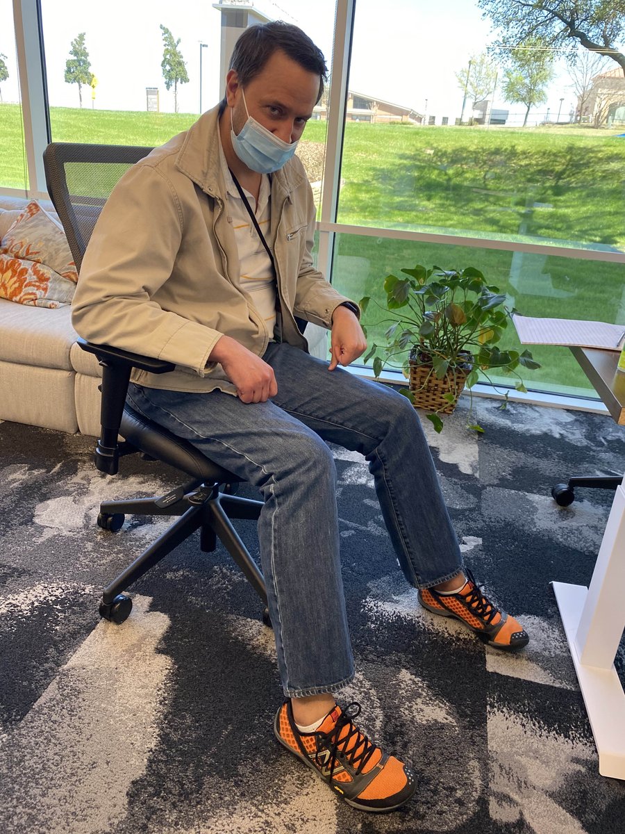DARPROSolutions's tweet photo. First week on the job and Patrick ended it with a #flyshoefriday! @newbalance https://t.co/MJ56KLKEkP
