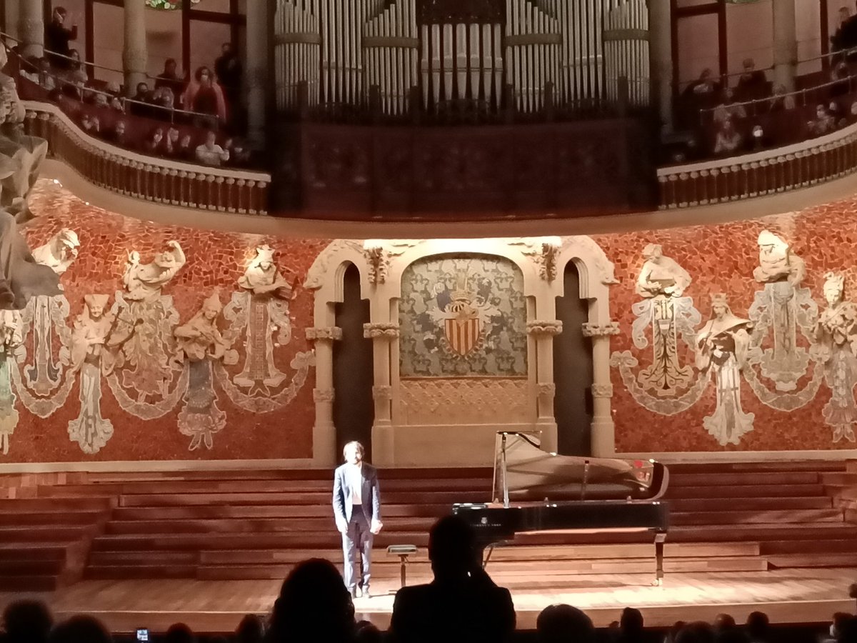 mireia_capcan's tweet photo. Monumental Art de la fuga de @daniiltrifonov  al @palaumusicacat 

#ibercamera #trifonov #Bach https://t.co/8ZxmeJ6Hkq