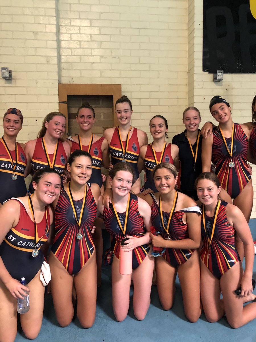 Congratulations ⁦<a href="/StCatherinesSyd/">St Catherine's Sydney</a>⁩ #WaterPolo team. Whilst the girls were not victorious, they played with #determination &amp; #TeamSpirit. Well done girls! ⁦<a href="/AYanitsas/">Andrew Yanitsas</a>⁩