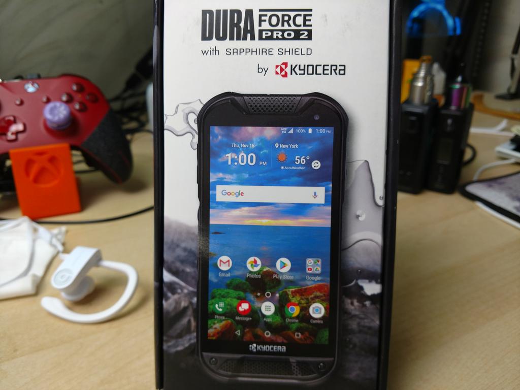 kazuvapelifela1's tweet photo. #my #new #smartphone #kyocera #duraforce #pro2 #sapphire #shield #新品だけど #newmodel #ではない #duraforce #ultra5g #が #欲しかったけど今回は見送り #verizon https://t.co/92ihD4tTwQ
