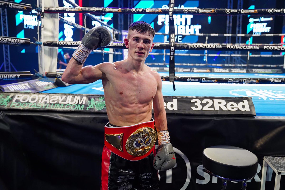 FrankWarren's tweet photo. Brad 'The Blade' Foster moves to 14-0-2 with tonight's win over Alvaro Rodriguez ☝️
#FosterRodriguez https://t.co/uDShuw5LMv