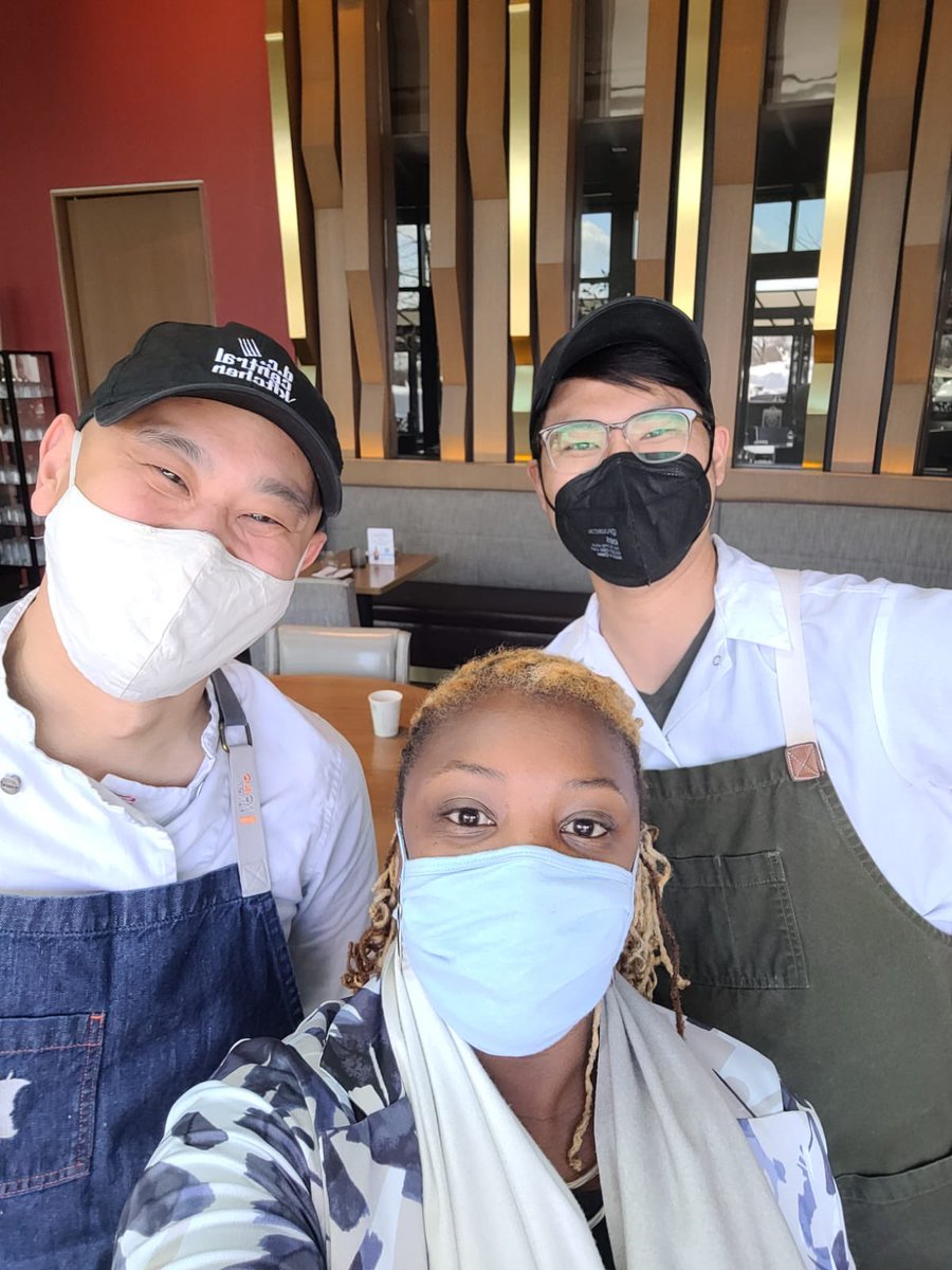 falcicchio's tweet photo. Today, @MayorBowser &amp; @DMPEDDC announced support for Chefs Stopping AAPI Hate

Hate against Asian American Pacific Islander communities has risen during the #COVID19 pandemic

Together, we can stop it. You can support too: https://t.co/ziktMyNmjS

#StopAAPIHate #DCValues #DCHOPE https://t.co/9BI0ZQO0pl