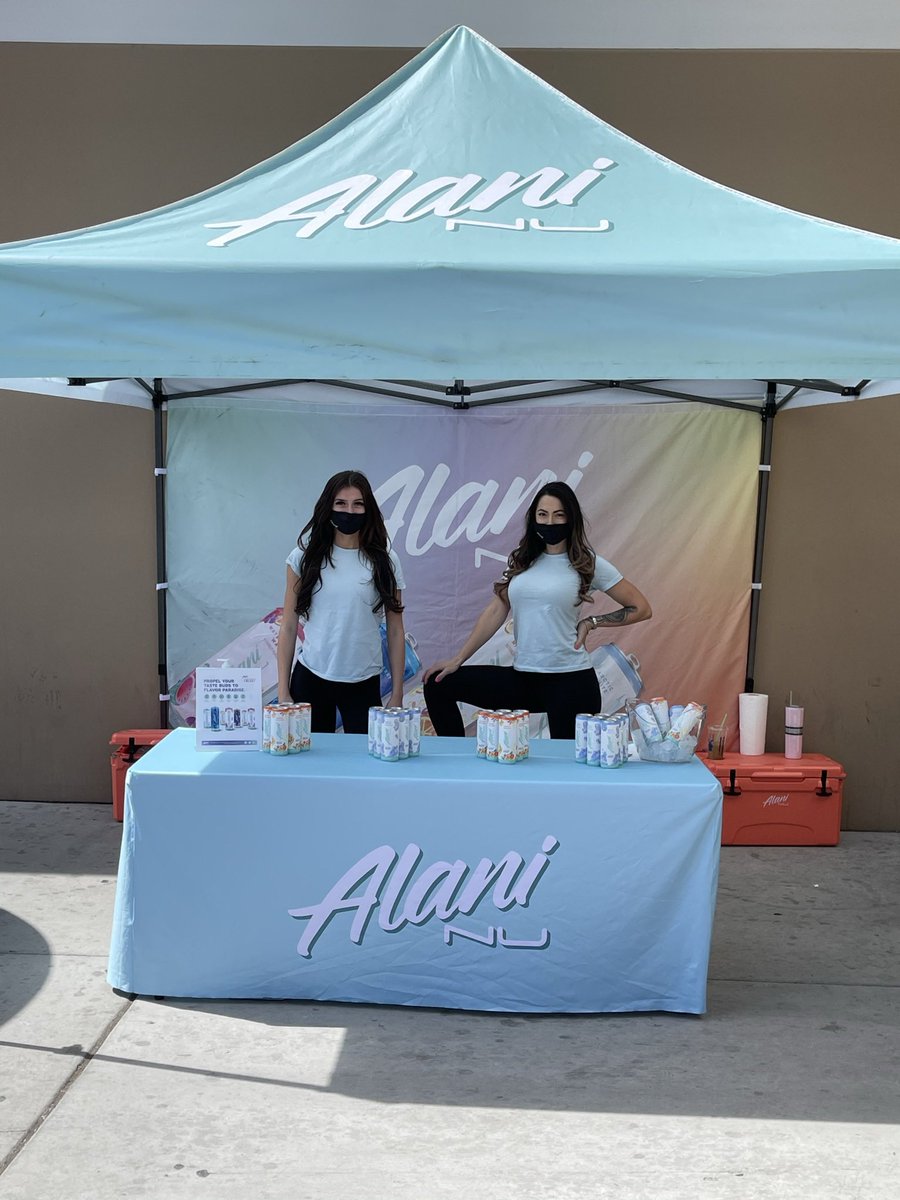 DascoEvents's tweet photo. In Jean, NV sampling Alani Nu Energy Drink @TerribleHerbst @alaninutrition #AlaniNuBlitz #AlaniNu #Vegas #LVStrip #DascoEvents https://t.co/ma6wGjL7q6
