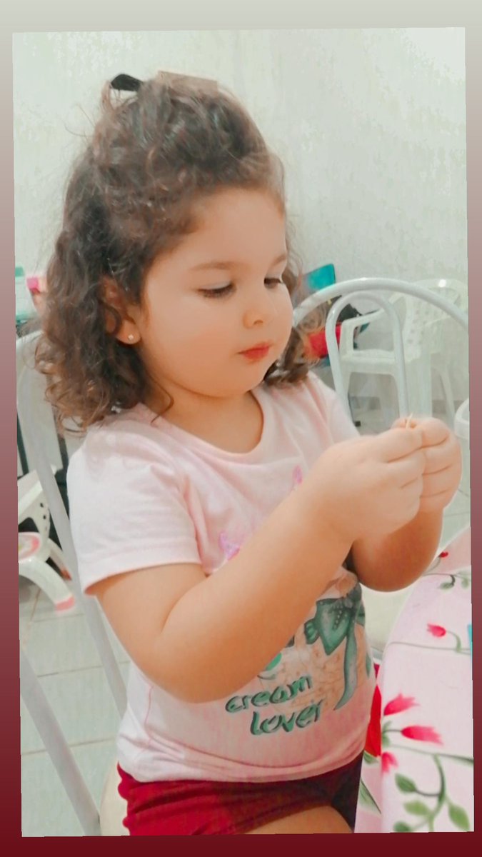katy_cespedes's tweet photo. Lo único que me hace aguantar todos los días la vida de adulta, es estar con ella ❤️❤️❤️❤️❤️ #LuanaMariaInes ✨ https://t.co/EQQyuosS2v