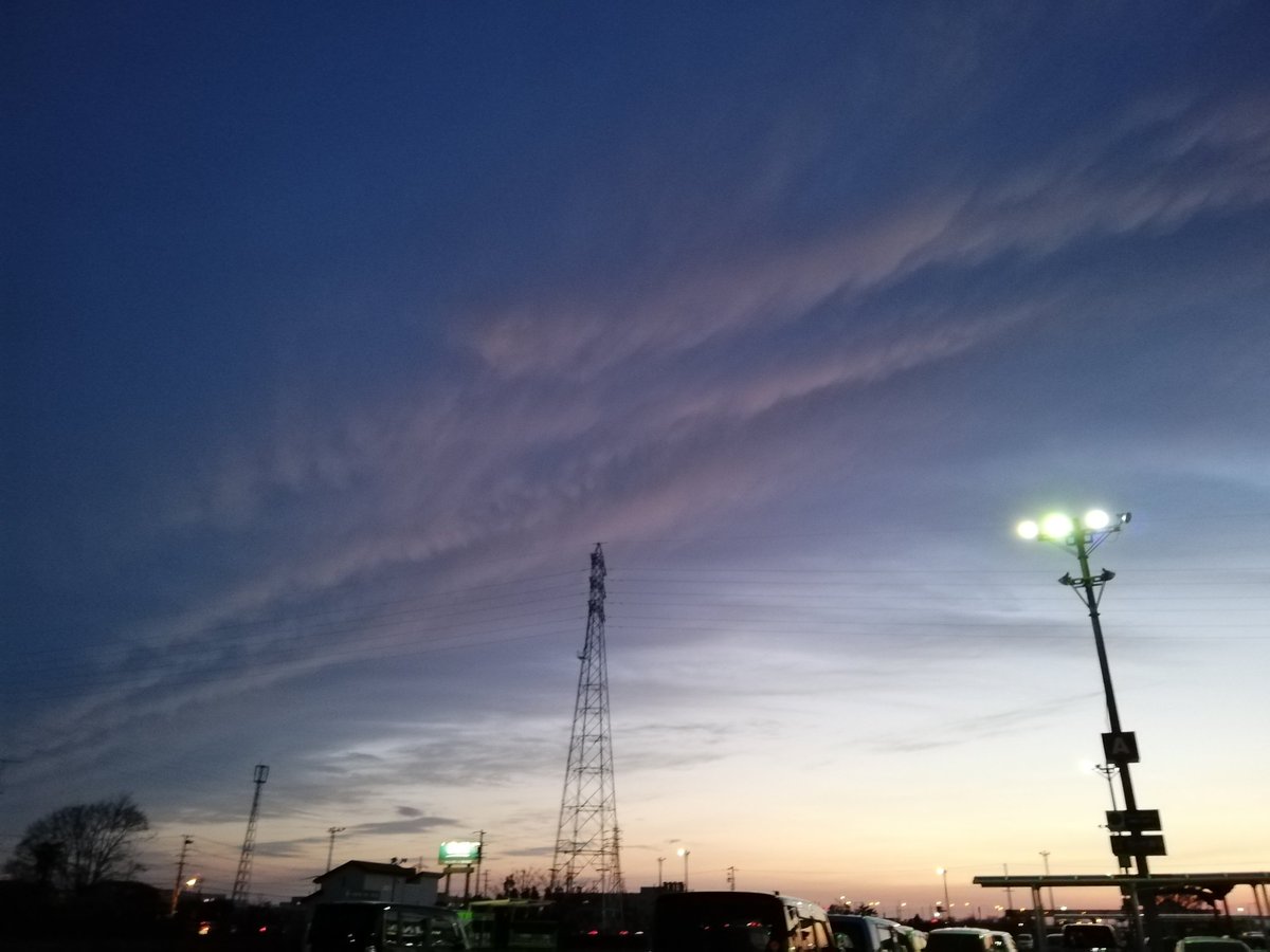 Hrm248's tweet image. 幻想的な夕日