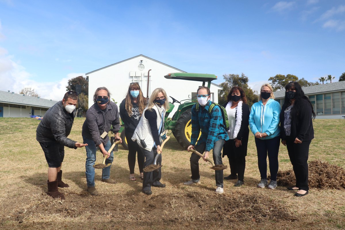 Thank you to <a href="/cityofventura/">City of Ventura</a>'s Mayor Rubalcava, our VUSD Board of Education and @DrRogerRice for joining us at the groundbreaking ceremony of VUSD’s new organic farm, Sa’Aliayas Ranch located at Pacific HS. 

For more information on Sa’Aliyas Ranch, visit saaliyasranch.com.