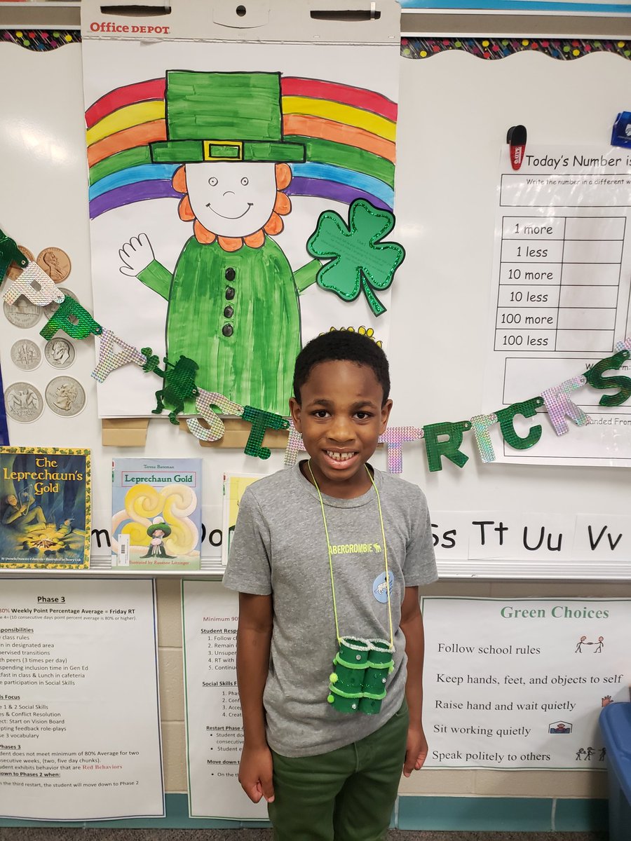 MrsSchmidt_CE's tweet photo. A crazy leprechaun came to visit our class before spring break. He left us clues &amp; problems to solve throughout the school to see if we could catch him with his pot of gold. We didn't catch him but he left us some goodies back in our room! #mbebears2020 #mbeisfamily @MsErin_MBE https://t.co/Uvnk5XOkue
