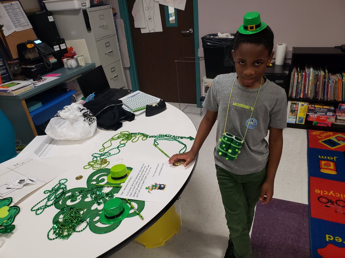 MrsSchmidt_CE's tweet photo. A crazy leprechaun came to visit our class before spring break. He left us clues &amp; problems to solve throughout the school to see if we could catch him with his pot of gold. We didn't catch him but he left us some goodies back in our room! #mbebears2020 #mbeisfamily @MsErin_MBE https://t.co/Uvnk5XOkue