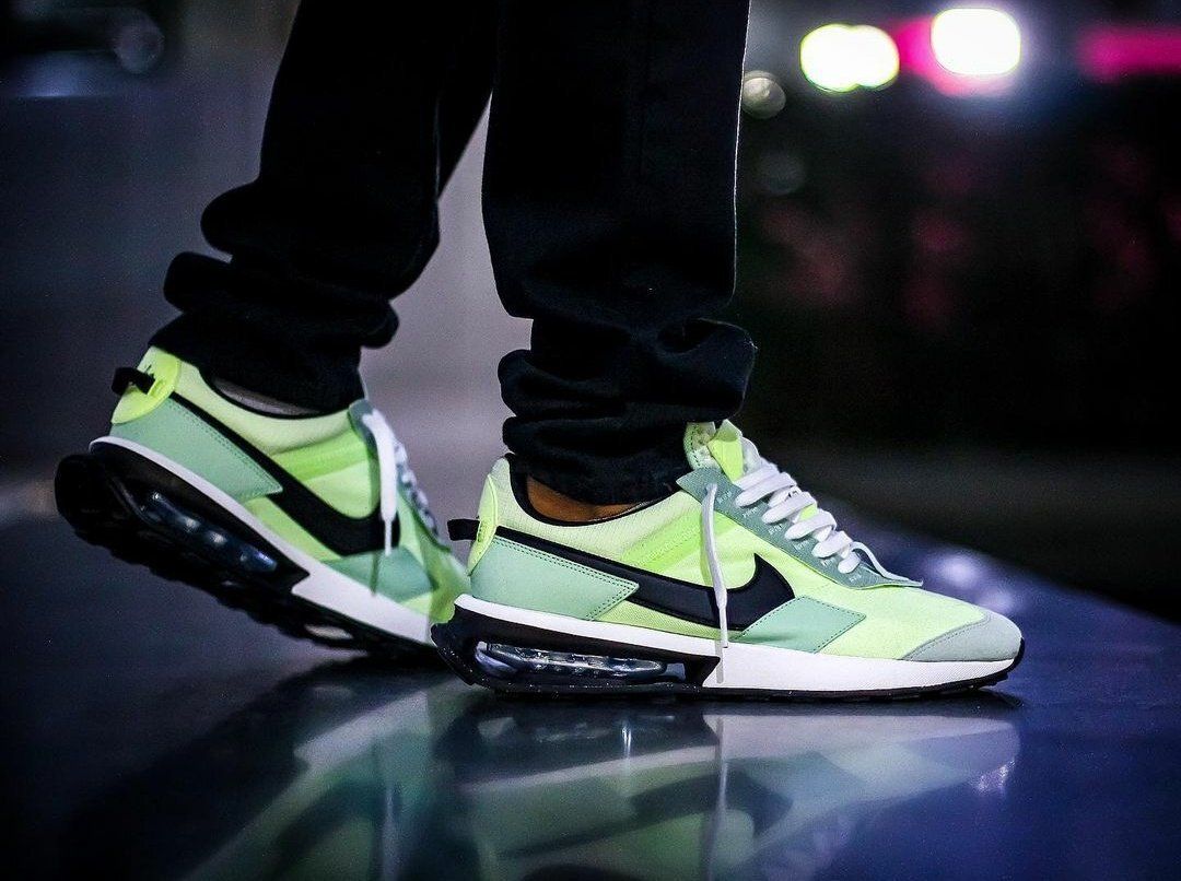 vapormax flyknit 1 triple black