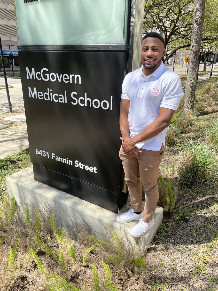 gavinroland13's tweet photo. I wanted to post about my journey and amazing people that helped me get to this point. 

However, due to character count, I’ll simply say I’ll be attending McGovern Medical School and I couldn’t be more grateful and humbled to be in this position. Hope to make y’all proud. ✊🏾🤘🏾🧡 https://t.co/ODce9h0BH4