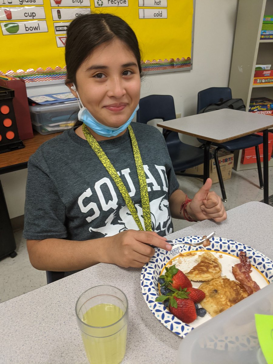 Ms.Reznick tweet media