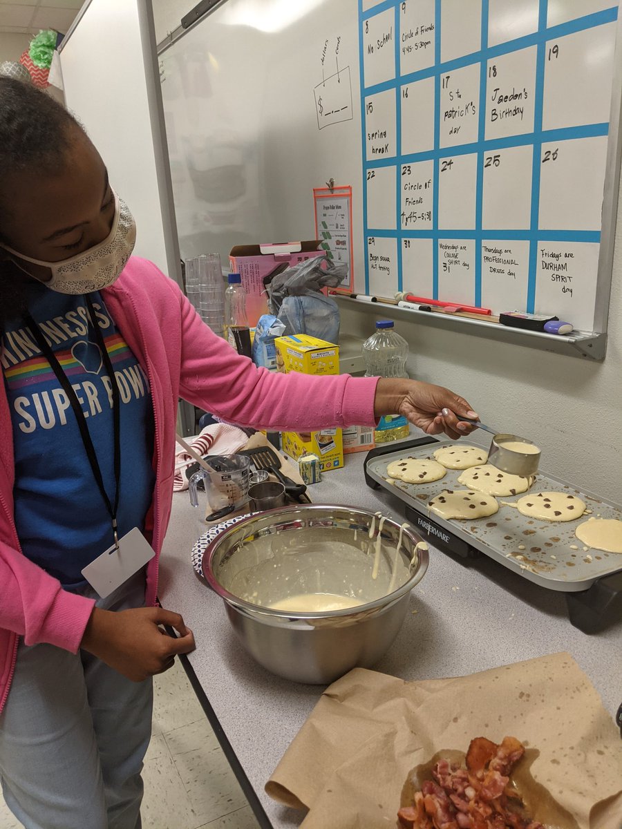 Ms.Reznick tweet media