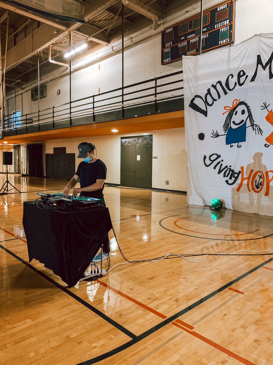 Thanks DJ Avery!! Come to the DOW for a rave!! Going until 8!🥳