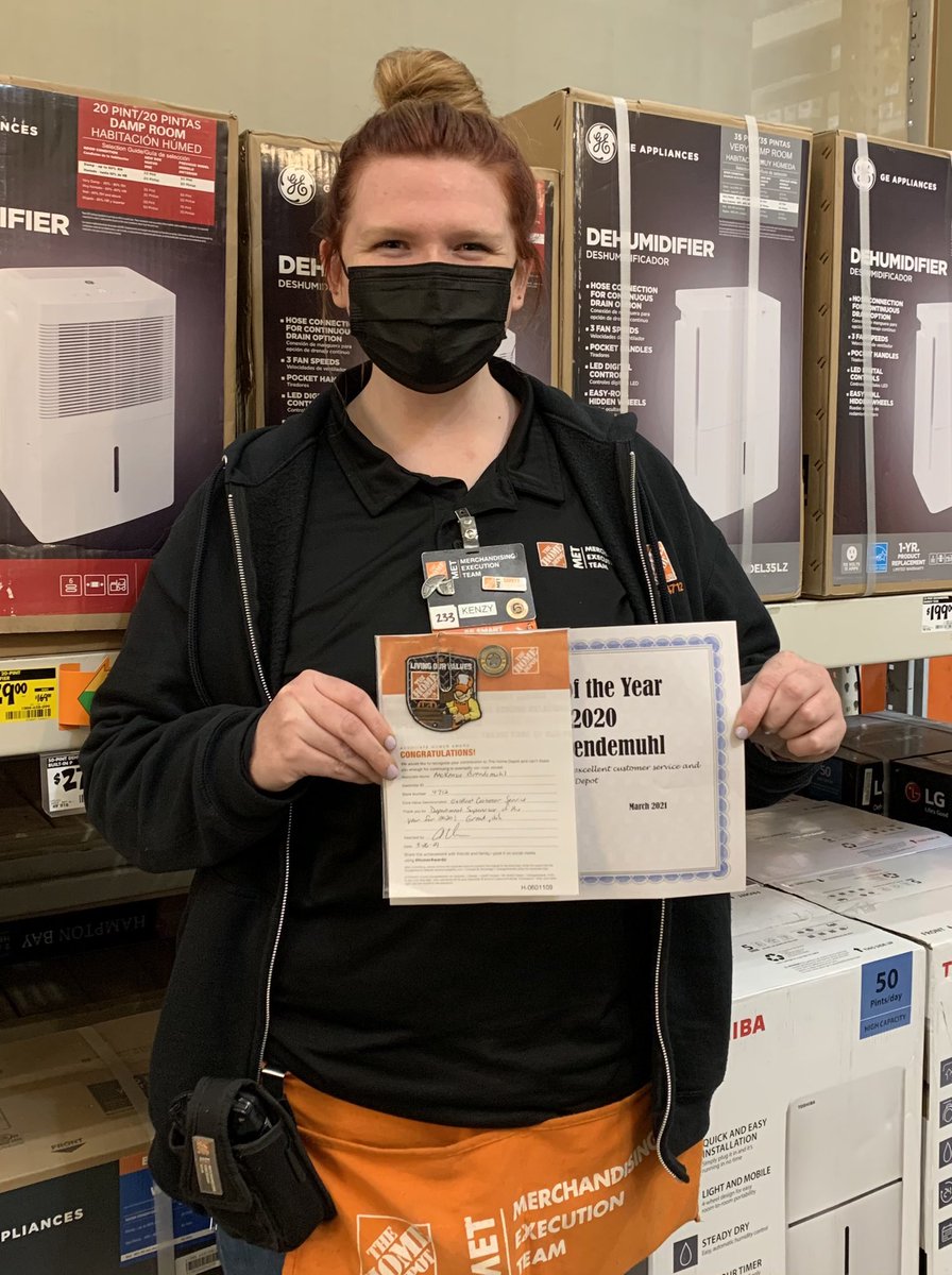 Carmen Valade (@cvalade33) on Twitter photo MET associate of the year Lana and two of our supervisors of the year Sam and Kenzy!! Love my MET team! @KristinC_THD <a href="/Stuhr2001/">Philip Stuhr</a> @TracieD317 <a href="/deanne_clawson/">Deanne Clawson</a> <a href="/BrendemuhlTHD/">McKenzie Brendemuhl</a> MET associate of the year Lana and two of our supervisors of the year Sam and Kenzy!! Love my MET team! @KristinC_THD <a href="/Stuhr2001/">Philip Stuhr</a> @TracieD317 <a href="/deanne_clawson/">Deanne Clawson</a> <a href="/BrendemuhlTHD/">McKenzie Brendemuhl</a>