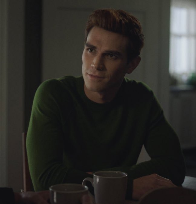 edasrkans's tweet image. im sorry i cant stay mad at him i just cant