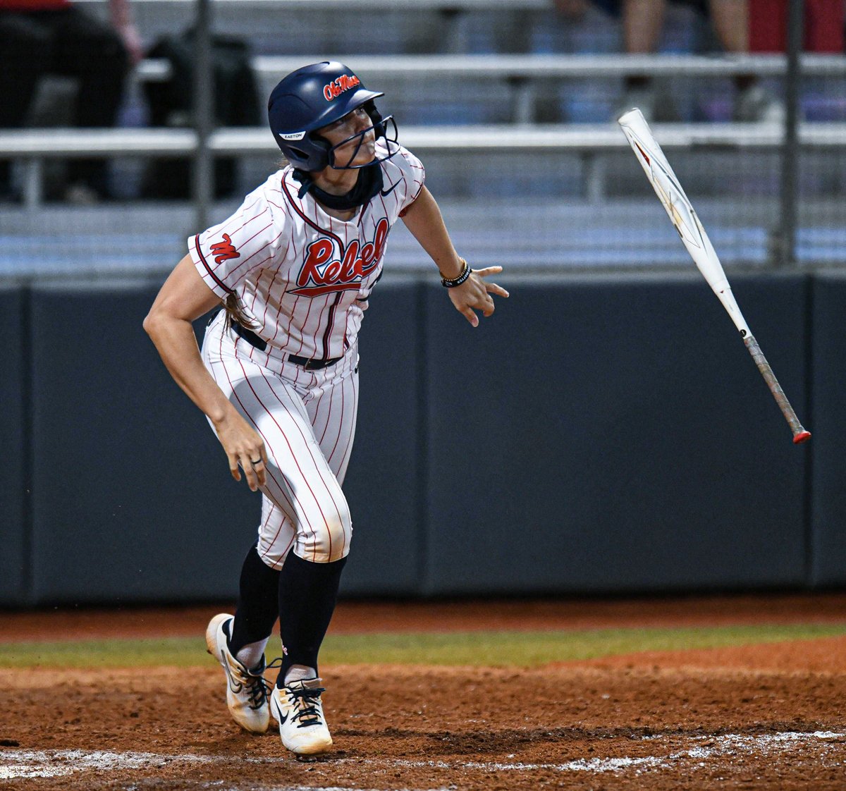 OleMissSoftball's tweet photo. 𝙋𝘼𝙍𝙏𝙔 𝘼𝙏 𝙏𝙃𝙀 𝙋𝙇𝘼𝙏𝙀 🎉

#HottyToddy | @auddygillespie https://t.co/3drrSYtlNQ