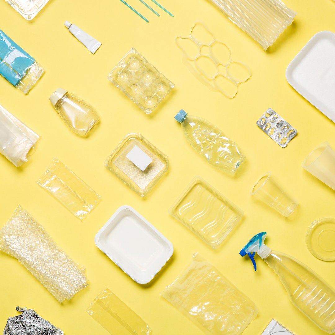 DazzCleaner's tweet photo. Did you know there are approx. 5.25 trillion pieces of plastic in our oceans today? Small habit changes can have a HUGE impact.

With @DazzCleaner, you can reduce your household #plasticwaste in a big way by refilling all of your cleaners &amp; hand soap! https://t.co/vfzcWOQt96 https://t.co/fZJMYP4luY