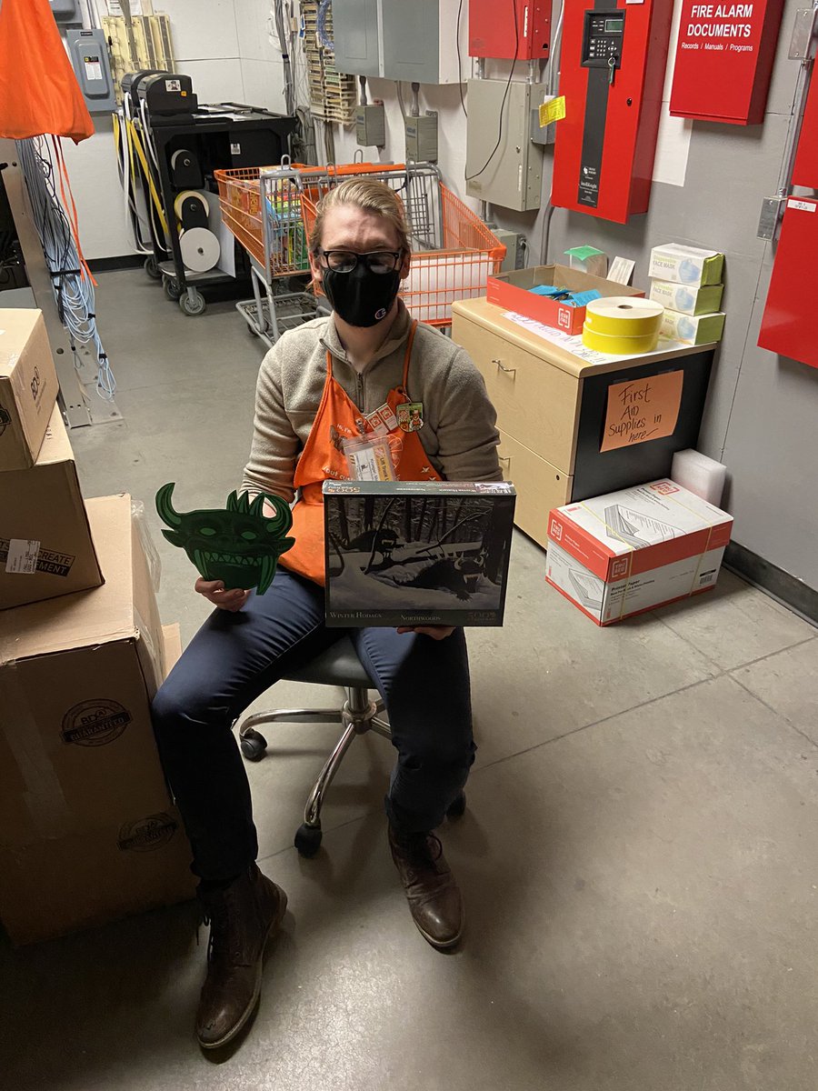 GaryYoungJr1's tweet photo. Success sharing celebration. Find the Hodag scavenger hunt winner Mason excited for his puzzle.@JanelleBishop15 @LLoudpants @jasonbarker195 https://t.co/GdtvqlKOkj
