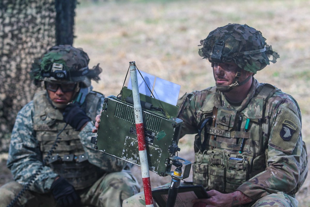 101Bastogne's tweet photo. The Proud Americans from @2_32_FAR dominated their Table XII Gunnery. These red legs are ready to to provide accurate, rapid, and lethal indirect fire in support of operations anywhere in the world. @101stAASLTDIV @18airbornecorps @FORSCOM #FridayMotivation #ReadyNow https://t.co/twQ4LNxjsT