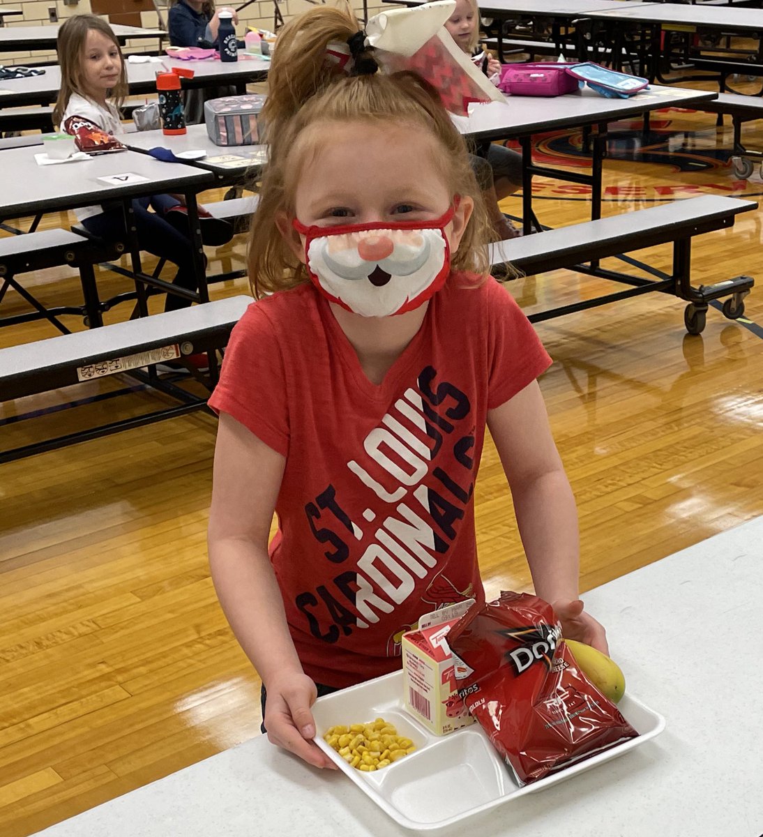 Shalerareacafe's tweet photo. Oh my goodness! Look at this cutie that joined us for lunch! @Teamcassidy1 @susan_veitchers @oblackb @ShalerArea https://t.co/R4N1KaGEnW