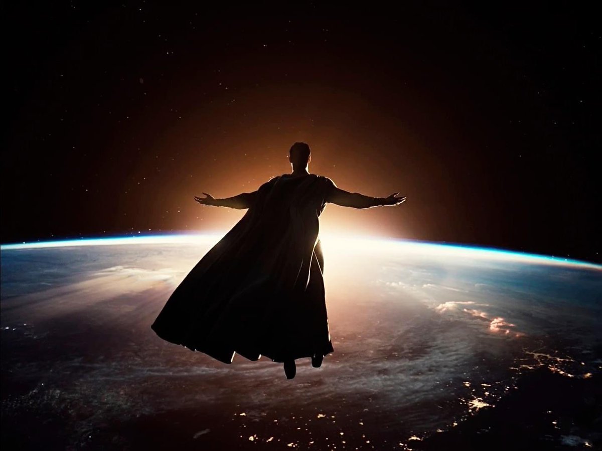 Kamic0sby's tweet photo. #RestoreTheSnyderVerse https://t.co/V06024EhgJ