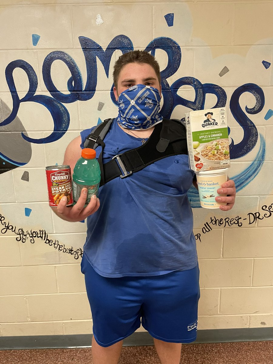 From our 7:00pm lifting group #WarriorOfTheWeek the big Hoss Sophomore O-Lineman Drew Schabilon 🏈💪 

Drew received our protein pack to refuel his body over weekend!