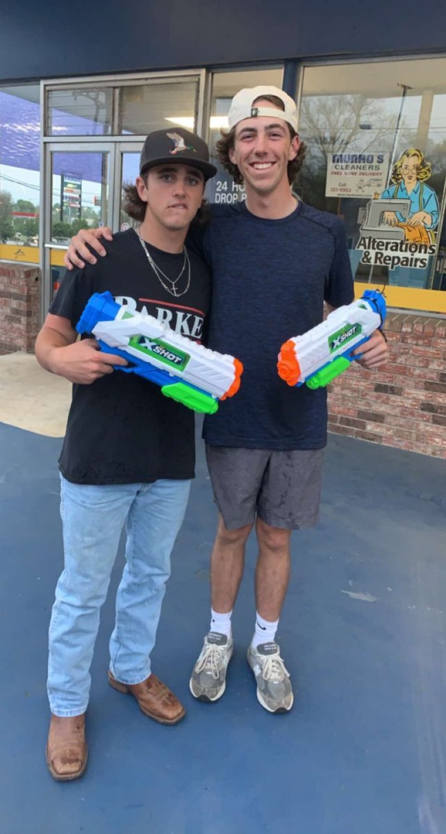 Patrick Miller and Jason Guidry have shot each other at the same time therefore MASA and AQUA PUS each get one point!!