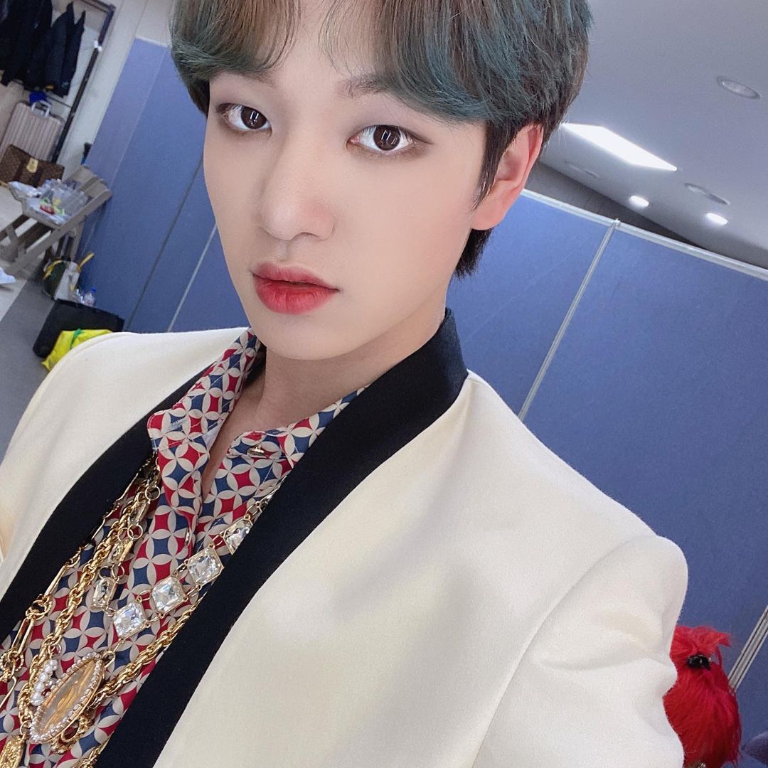 McndPyy's tweet photo. [📸] 21.03.26
@McndOfficial_ vía Instagram

 Recomienden algún menú ㅎ 😈

#엠씨엔디 #MCND #휘준 #HUIJUN https://t.co/kkobzg8Asz