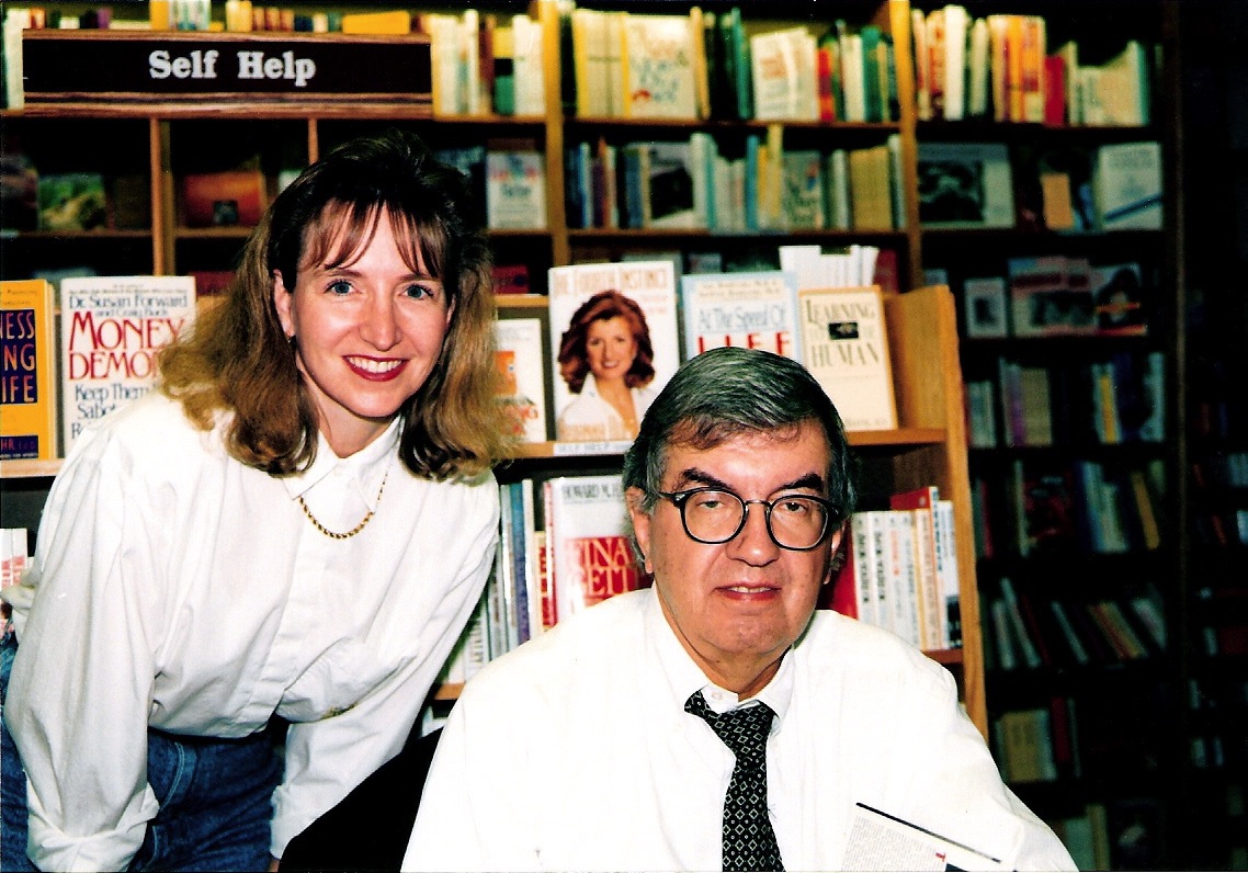 jodyewing's tweet photo. @LukeRussert @maureen_orth Larry McMurtry has been my lifelong favorite writer, and I got the chance to meet him Sept. 29, 1994, in Minn. when he did a book signing with Diana Ossana. I've shed a thousand tears today. Won't ever forget June 13, 2008, either. https://t.co/zYvpxbGspd