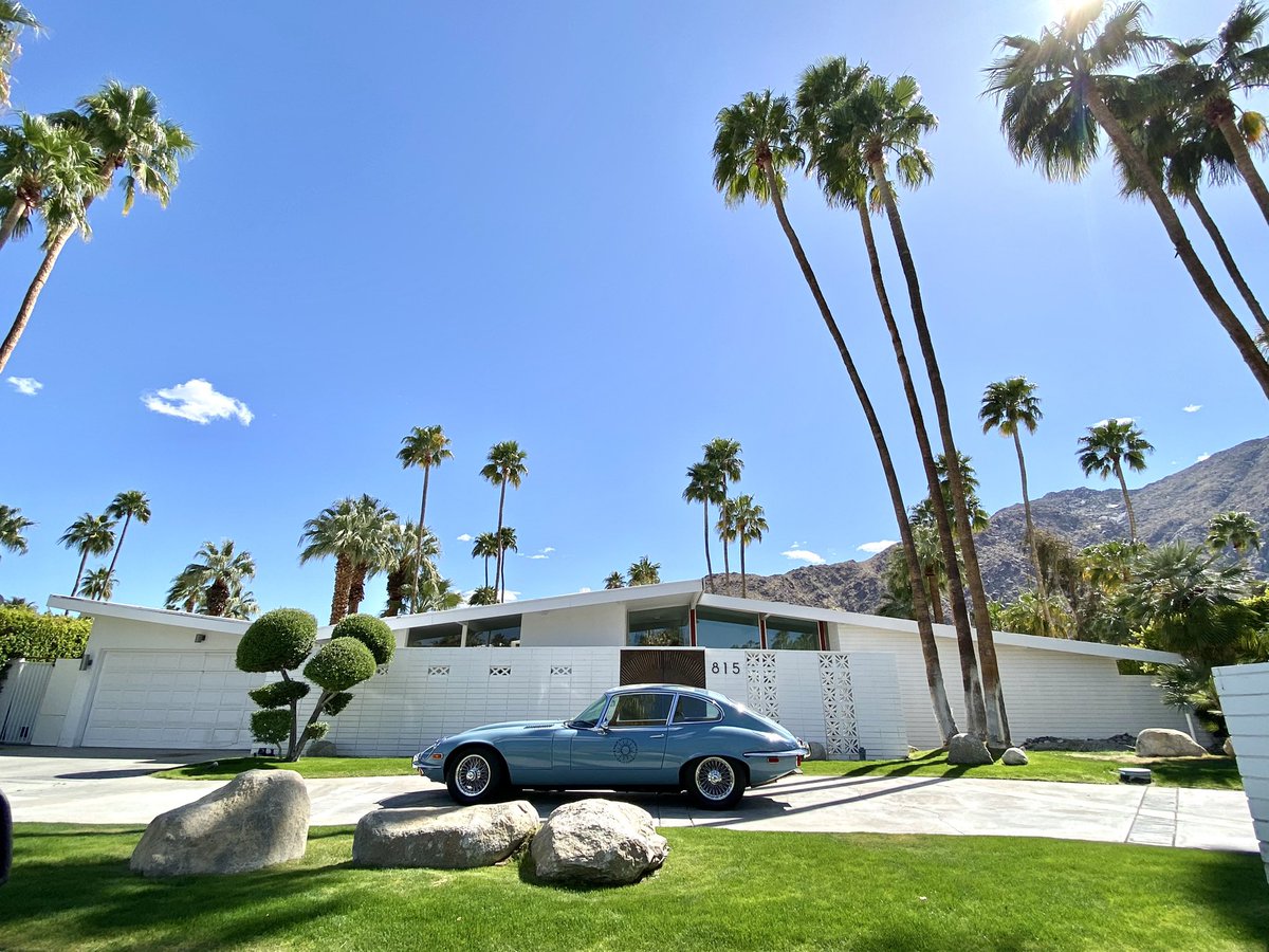 Palm Springs architecture.