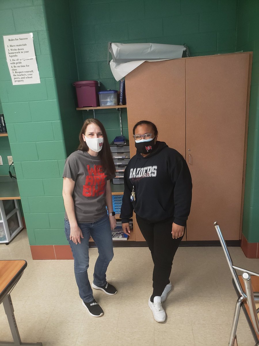 BrookSocStudies's tweet image. The best was saved for last on Day 5 of @BHSstudentgov14 Spirit Week aka Raiderwear and Women's Empowerment gear! We had a blast with this so thank to all that made it happen!