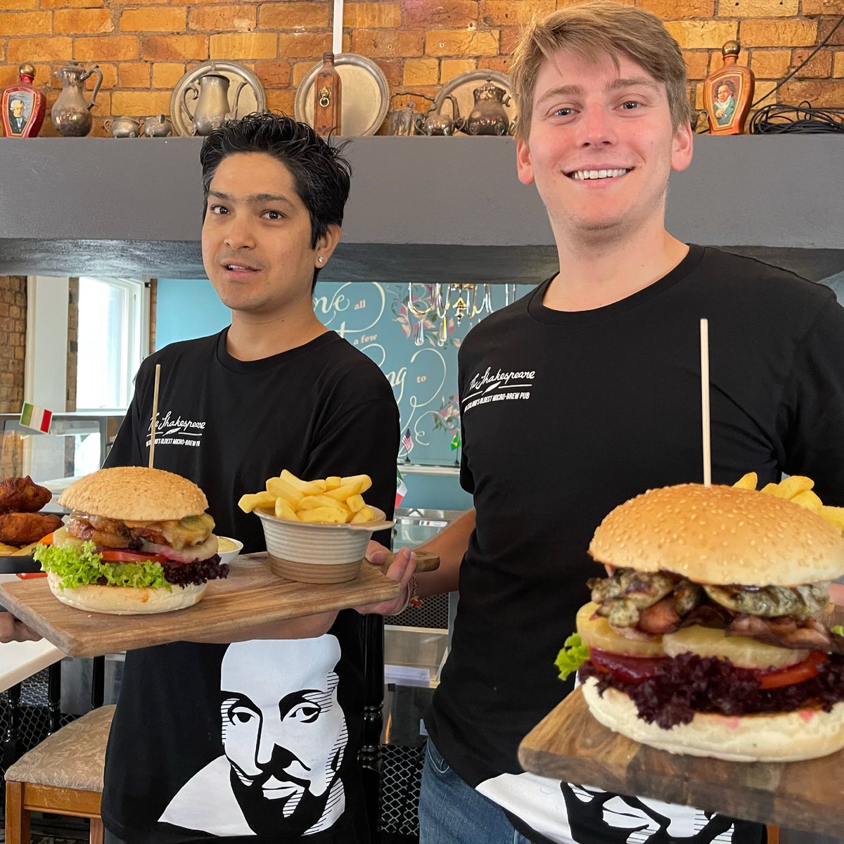 Pubs, Bars &amp; Restaurants open over Easter Holidays. 

The Shakespeare Restaurant and Pub in Auckland CBD is open over Easter holidays. No Surcharge, No Extra Taxes! 
Full day Lunch from 11.30am to 5pm.
Dinner from 5.00pm till late.

Lunch menu will offer mouthwatering classics.