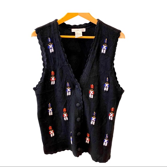 MaisonMikeva's tweet photo. So good I had to share! Check out all the items I'm loving on @Poshmarkapp from @FindsPosh @celesteshelley1 #poshmark #fashion #style #shopmycloset #lacey #absolutelyfamous #victoriajones: https://t.co/ZB0fUDyqjG https://t.co/XbgsmXY74e