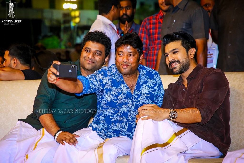 DSPofficialTeam's tweet photo. SUPER DUPER Happiest MUSICAL Birthday Wishes 2 Our #MegaPowerStar @AlwaysRamCharan SIR🎶🎂

On Behalf of #RockStar @ThisIsDSP Sir &amp; All d #DSPians 🤗💕

Wishing All d BLOCKBUSTER Success 4 Ur #RRRMovie, #Acharya &amp; #RC15 🙌👍

&amp;

Eagerly Waiting 4 Ur COMBO🔥🤗🙏

#HBDRamCharan https://t.co/UaJqRbA1Dr