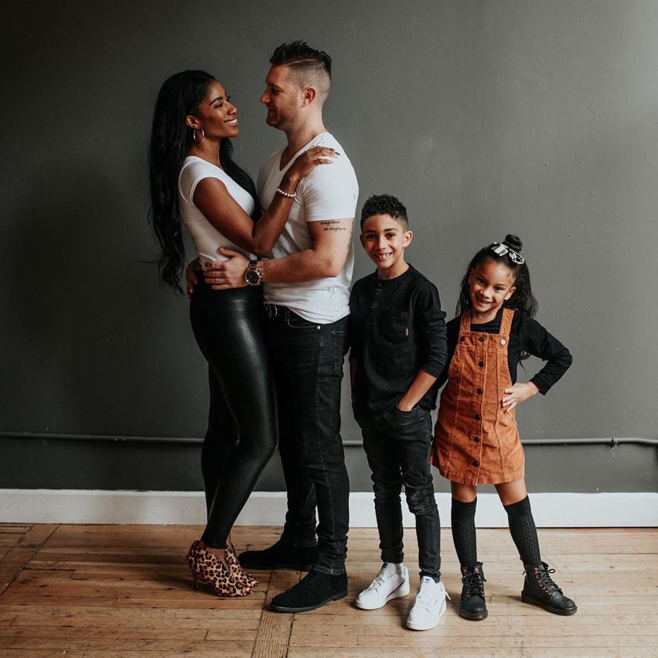 SteveGutzler's tweet photo. Love to my son Jayce and his wife Cherisse and Cruz and Jaylia ~ He’s been in law-enforcement 14 years to all of you in police and law-enforcement ( spouses ) I have the greatest respect! #love #bluethinline 💙 #police #LE https://t.co/Z2BxIc2xdJ