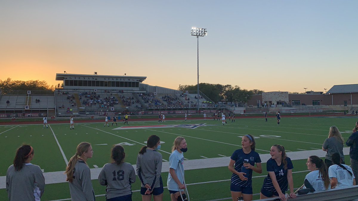 Supporting <a href="/ChampionSoccer/">We Are Champion Soccer</a> before our game. Keep it up ladies!
#WeAreChampion