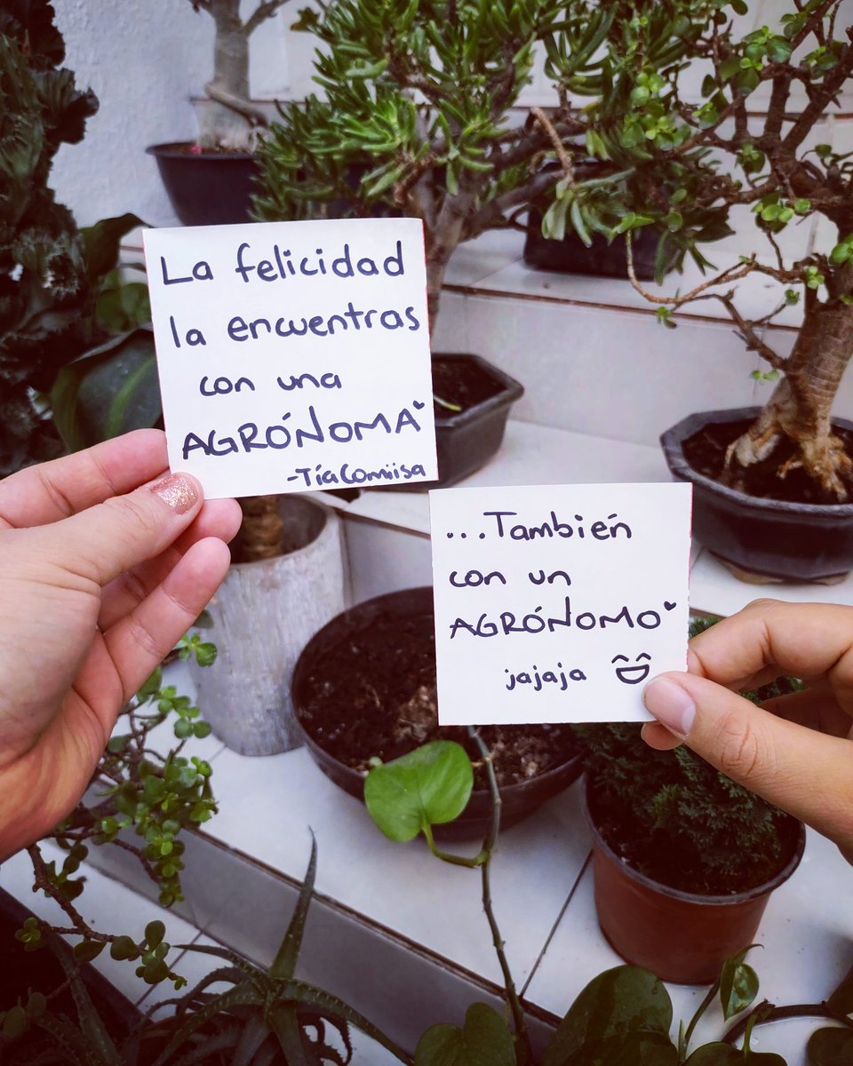 El amor está en el aire, Ingesss💞✨

#TiaComiisa🌱✨ 
.
.
.
#Comiisa #Agronomos #Agricultores #Agronomia #IngenieroAgronomo #Agro #CampoMexicano #ElCampoNuncaPara #Mexico #AgroMexico