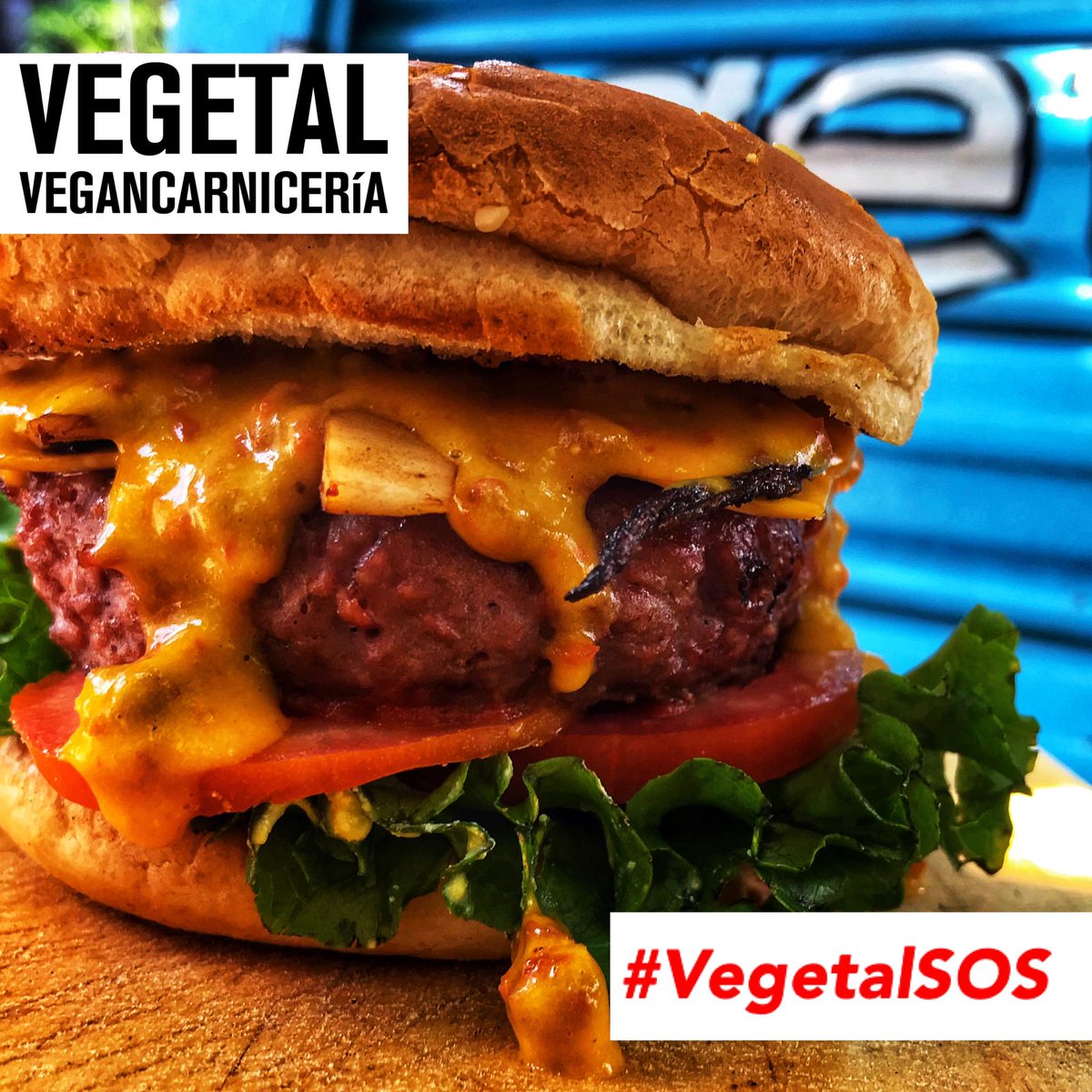 nofm_radio's tweet photo. ¡AMIGOS QUERIDOS! Es momento de decir adiós y entregar los últimos pesos solidarios. El VEGETAL nos necesita sólo un poco más. Echemos montón. Este es el último fin de semana de la sucursal NARVARTE. Vamos todos a abrazar a @ceredeseo, @yiruim y @AleidaSavi. #VEGETALSOS #porNoFM https://t.co/qgoaiuvOE0