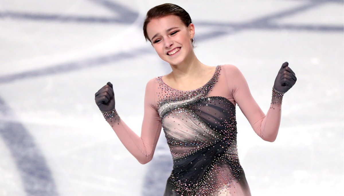 skatesoku's tweet photo. 【世界選手権2021】女子FS：ロシアが表彰台独占！！！波乱の試合を制したのはシェルバコワ！復活のリーザ2位、追い上げたトゥルソワ3位、紀平、坂本、最終グループ実況まとめ https://t.co/Vwkpe9NMW4 https://t.co/LkzJxp7UE2