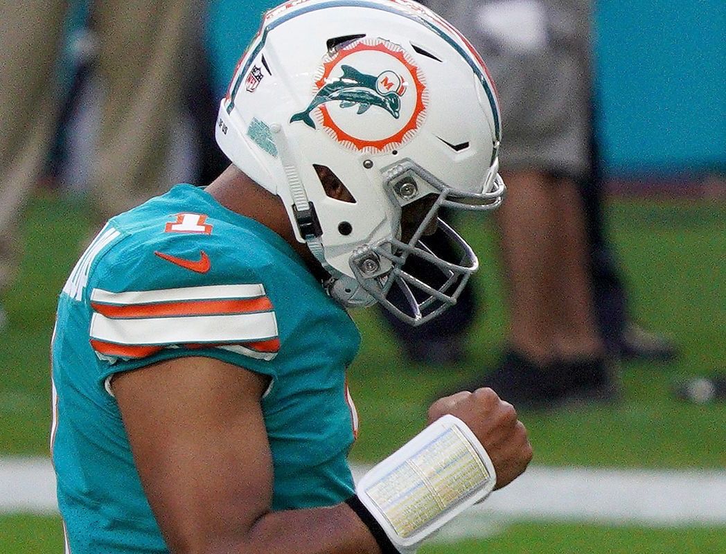 Dolphin_Nation's tweet photo. The Miami Dolphins are 'all-in' on Tua Tagovailoa, per ESPN 

Let’s ride 🐬 https://t.co/x2k49R43sf