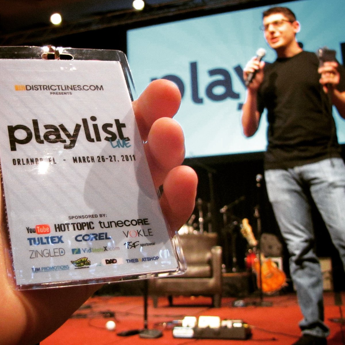 JonPaula's tweet photo. #OnThisDay ten years ago! @tehwebguy kicking off the first annual @playlistlive @youtube convention in Orlando, FL!
We performed the #MicrowaveShow live on stage for only the second time, capturing the crowd yelling "3.5!" that we'd use in our title for the show's final season. https://t.co/Tyyp5Lzunw